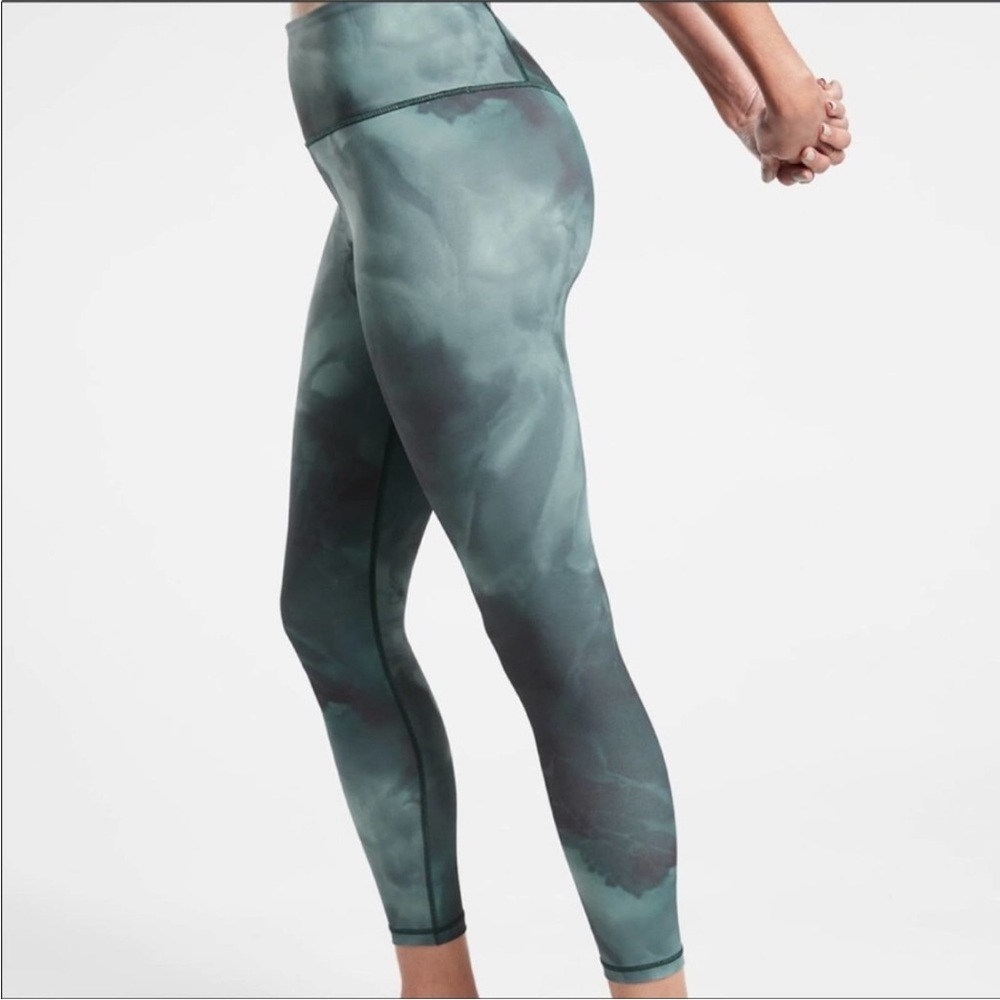 Athleta Elation Printed 7/8 Tight  Marine Dark Yoga Legging Athletic sport Small